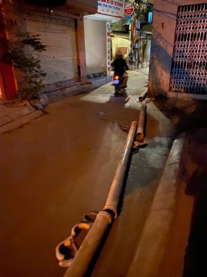 van-chuyen-nguyen-vat-lieu-vao-cac-ngo-ngach